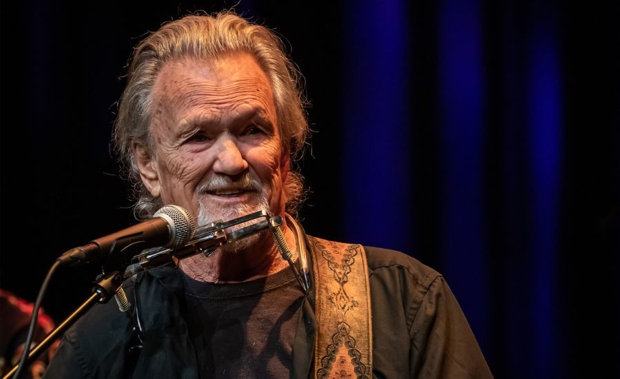 Country Music’s Bold Voices: Liberal Country Singers 12 Kris Kristofferson – A Voice for the Working Class